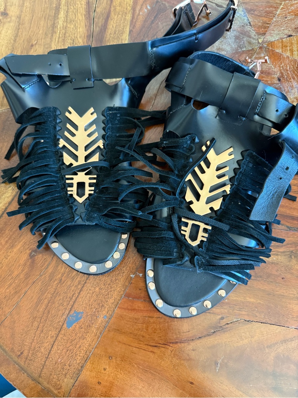 Ivy Kirzhner Black Gladiator Fringe Sandals with Gold Accent